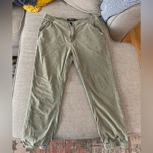 Men’s corduroy joggers.
